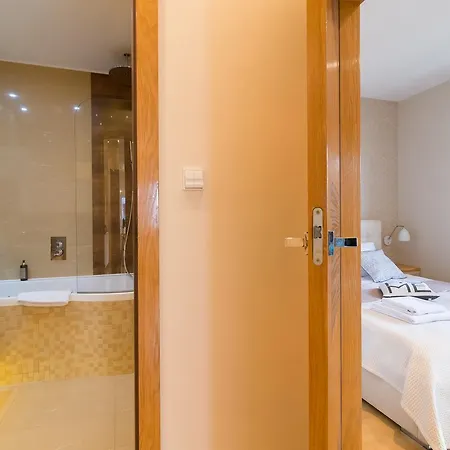 Apartment Rent Like Domaniewska 22a Warsaw